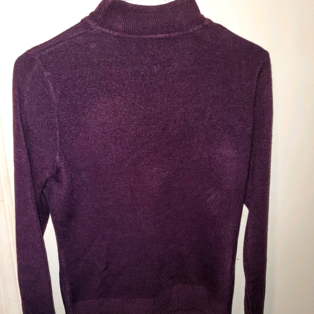 Long sleeve sweater